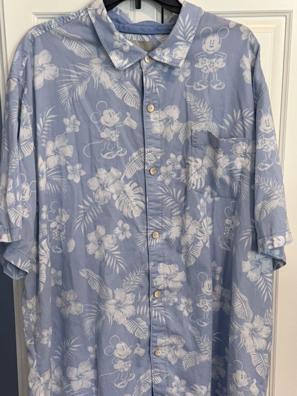Tommy Bahama - Disney Parks Collection Tropical Shirt size XXXL
